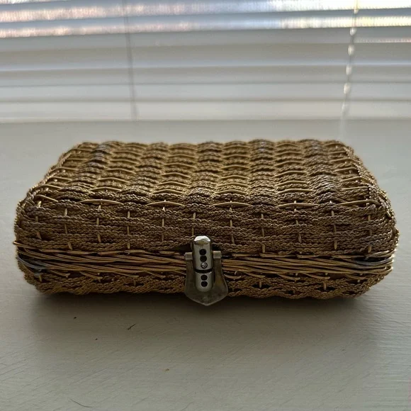 60’s Koret unique clutch - Picture 5 of 9